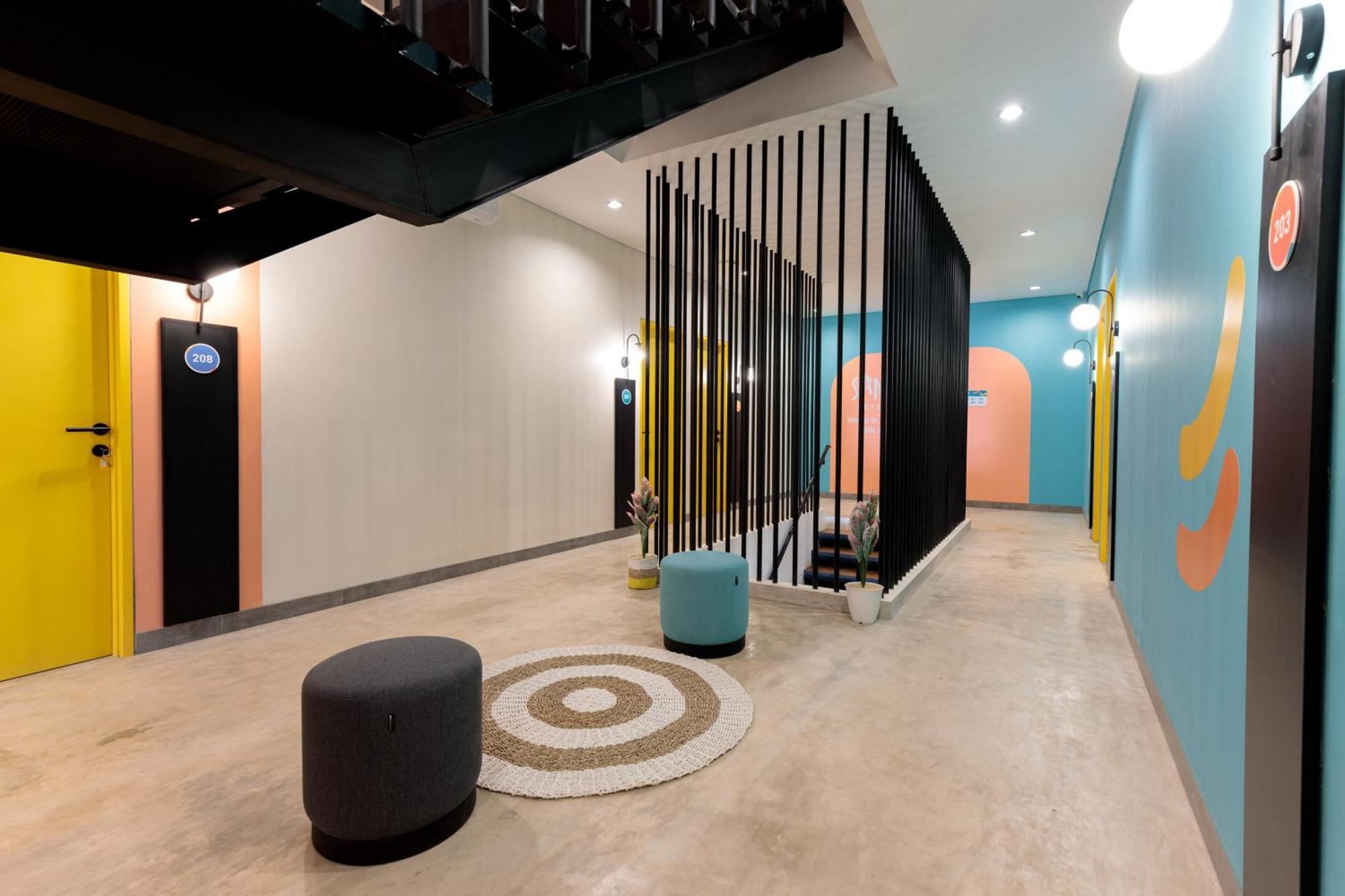 Sans Hotel Kelapa Gading Джакарта Екстериор снимка